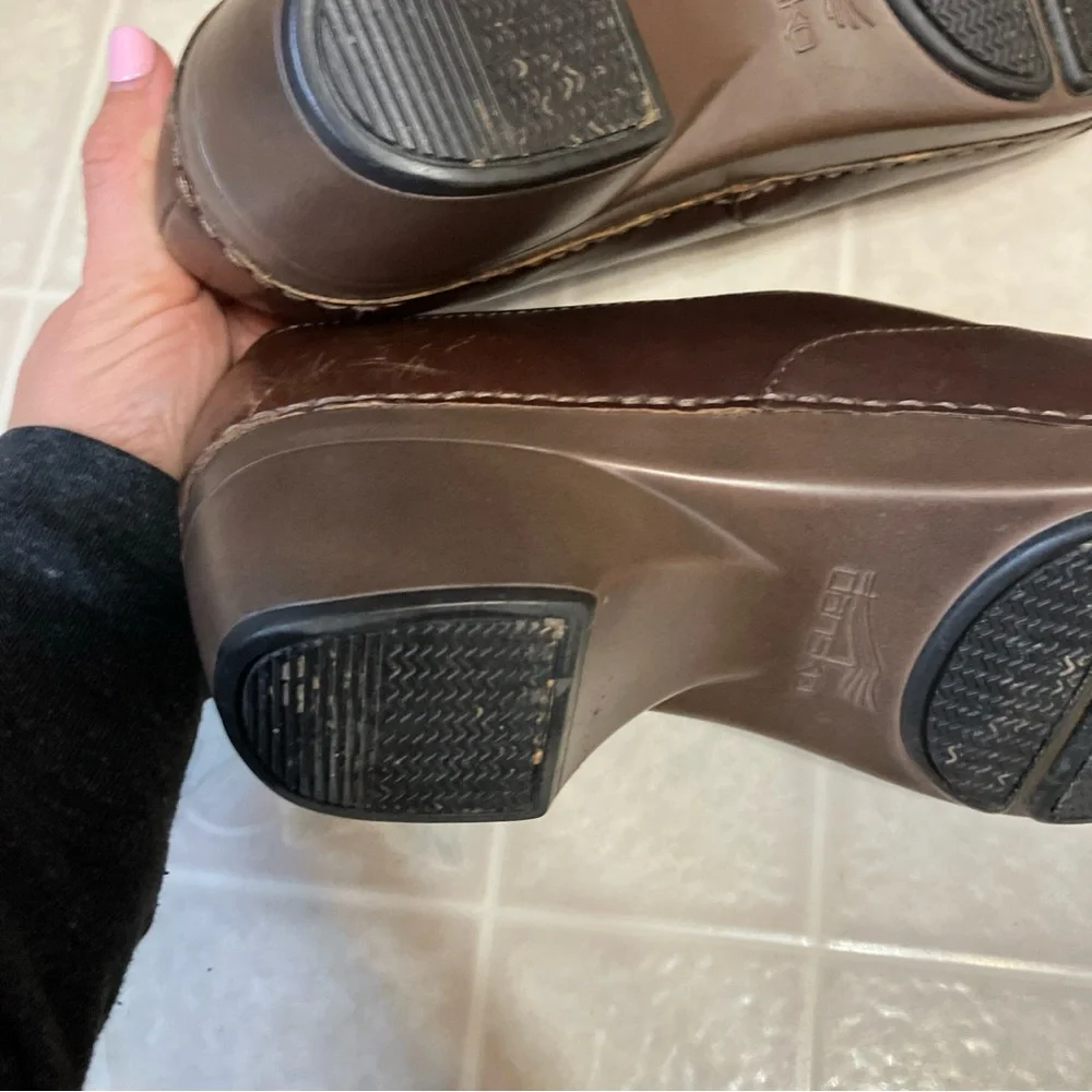 Dansko Stacie Clogs Brown Stitch Sides Block Heel leather 9837457800 size 41 - Picture 9 of 9